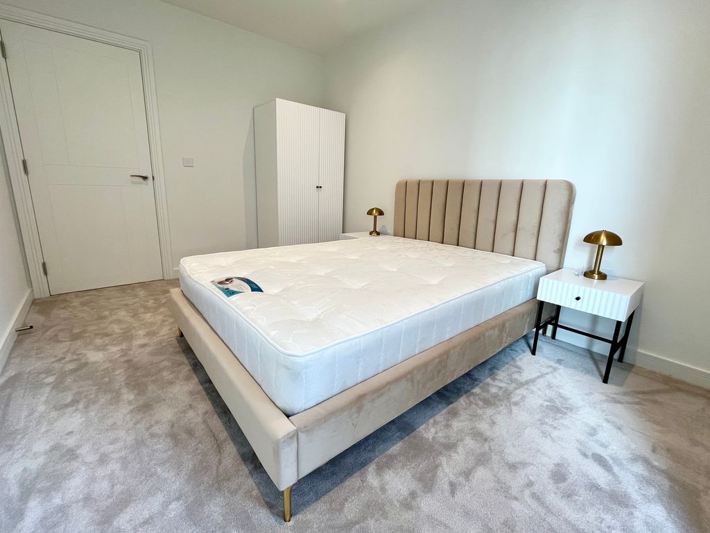 Property photo 3 of 22