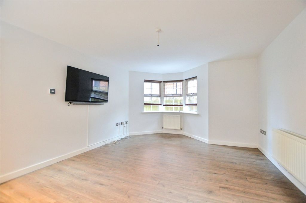 Property photo 2 of 10 Picture No. 23
