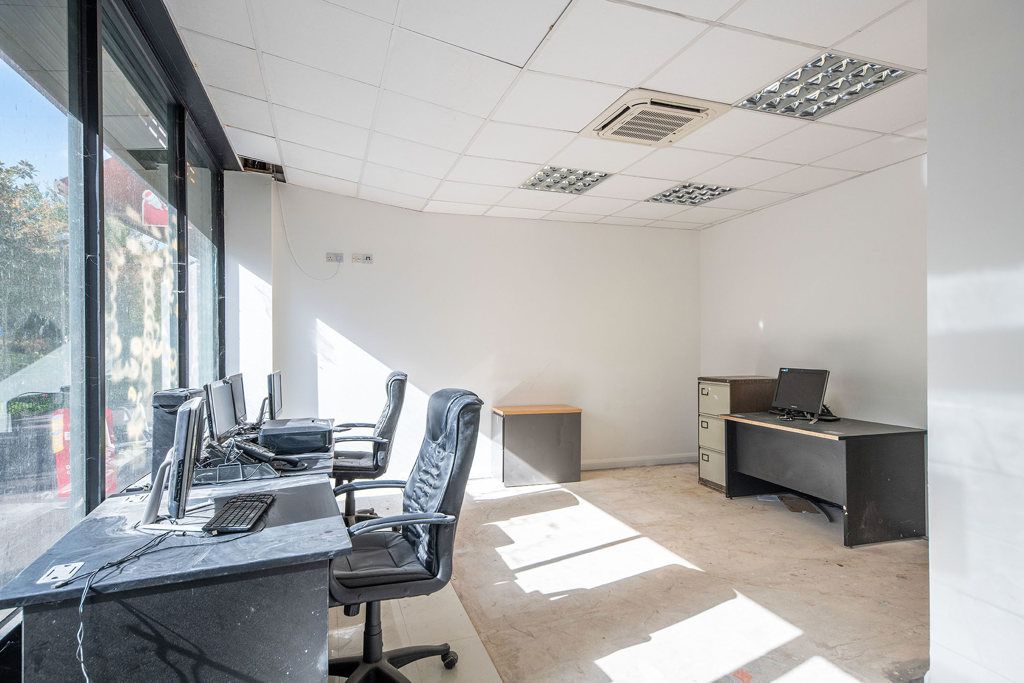 Property photo 2 of 5 Photo 2