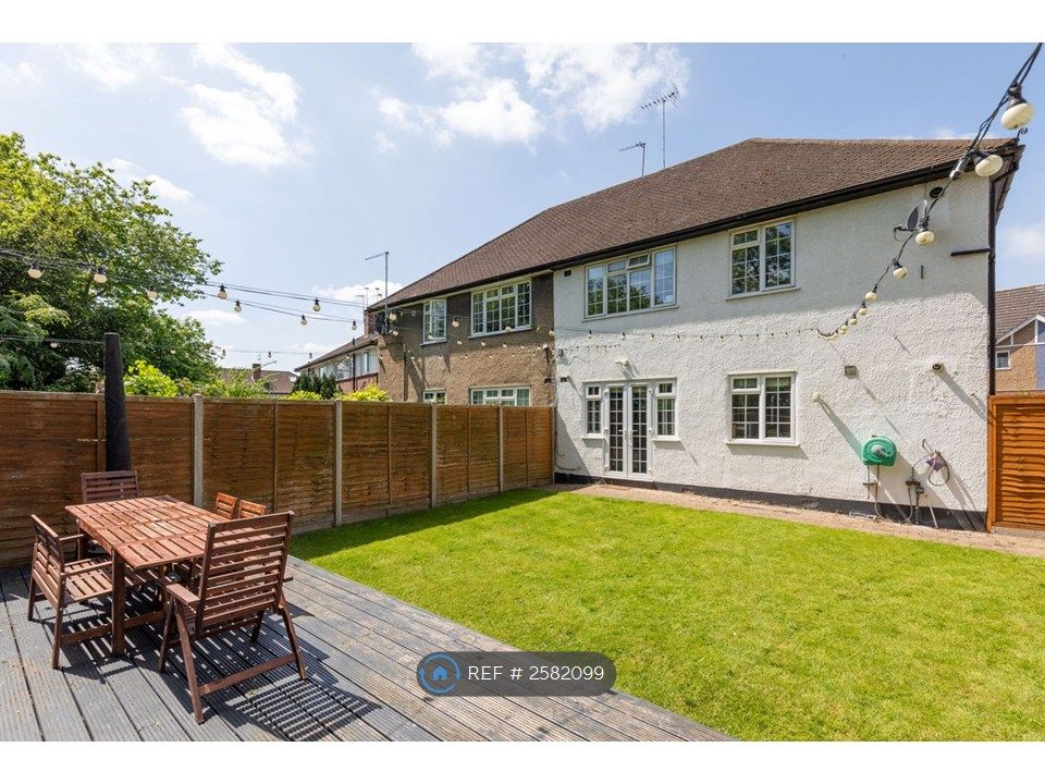 Property photo 3 of 13