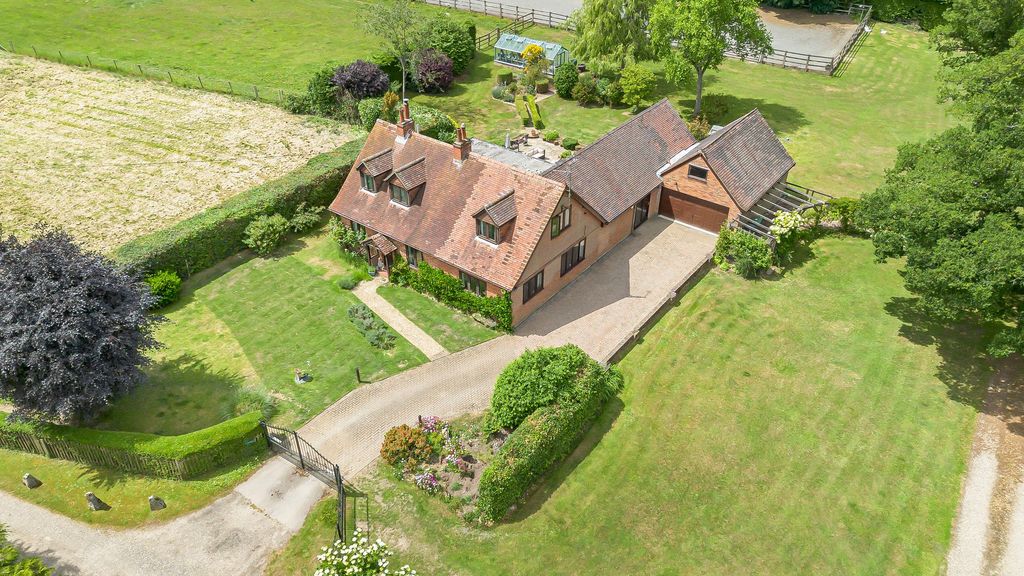 Property photo 2 of 10