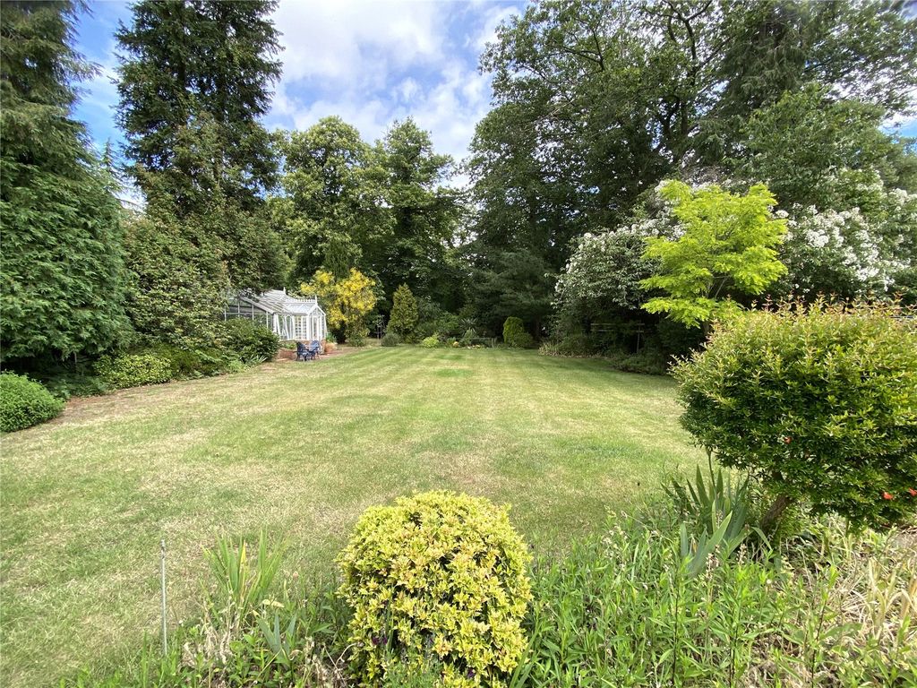 Property photo 3 of 22 Picture No. 52