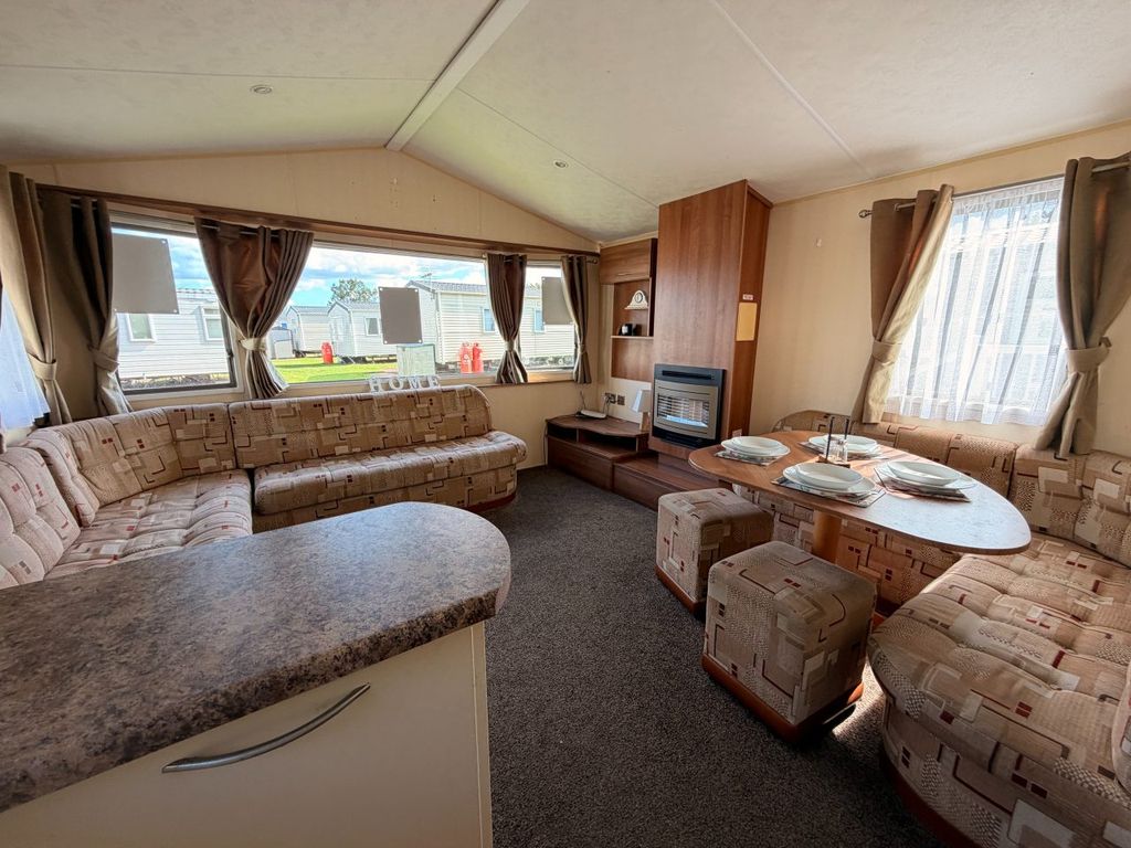 Property photo 1 of 6 Willerby Rio 2011 Car0024633 144680470.Jpeg
