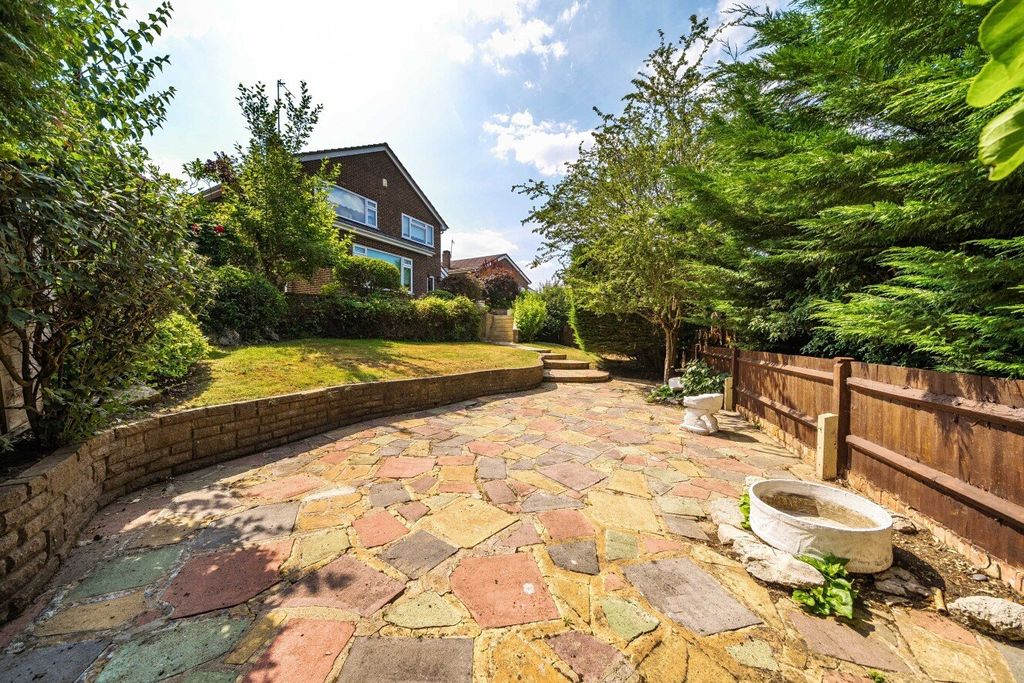 Property photo 2 of 15 Picture No. 14