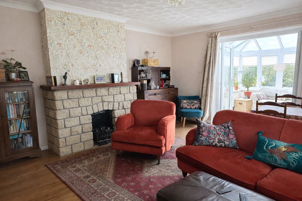 Property photo 3 of 21 3 - Picture No. 13