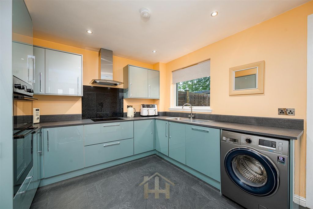 Property photo 3 of 11 Z92_3890-Edit.Jpg