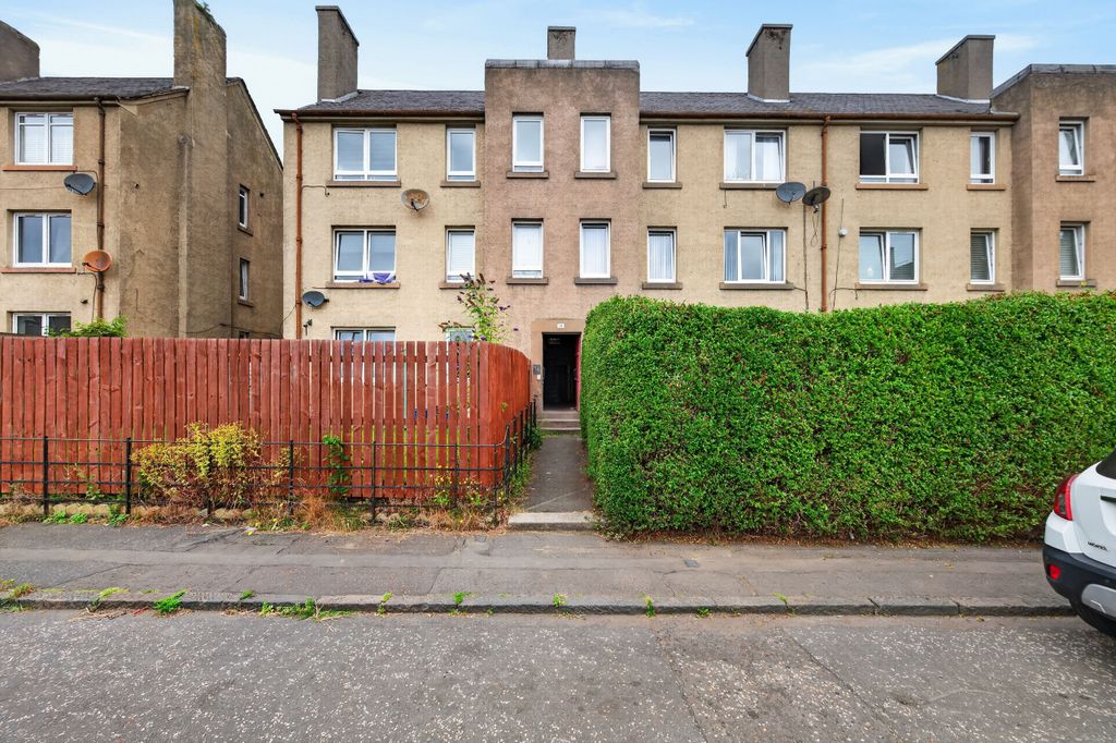 Property photo 1 of 28