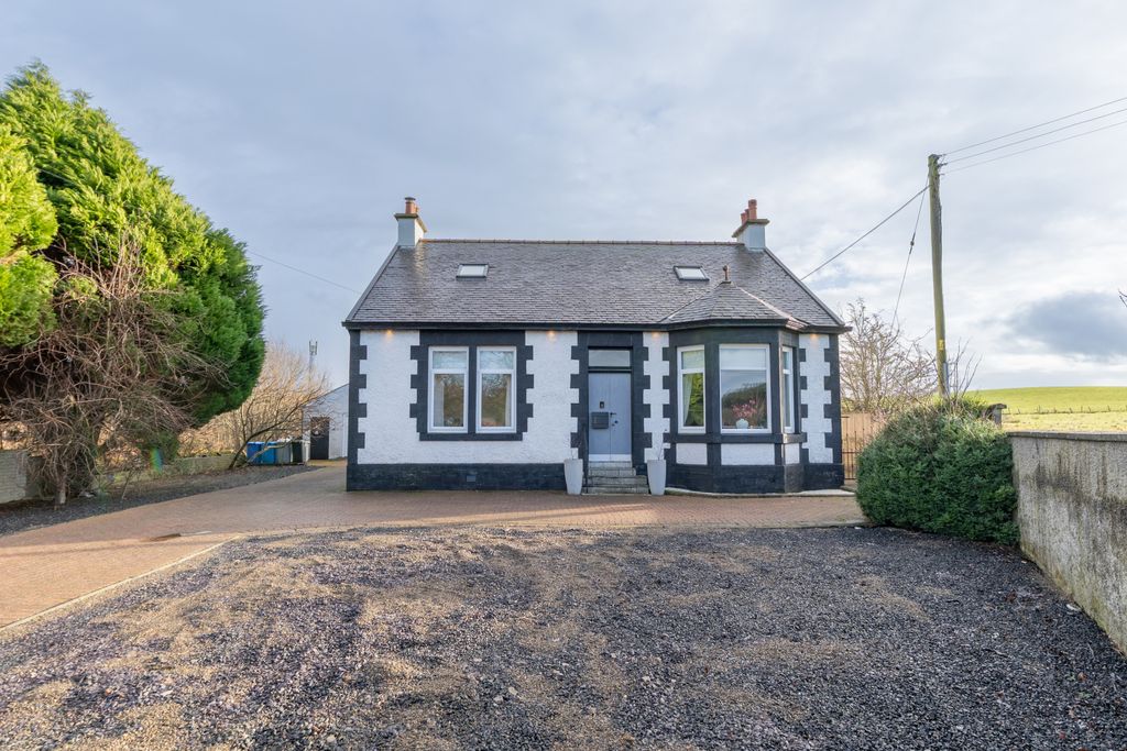 Property photo 1 of 53 4 Bedroom Detached For Sale