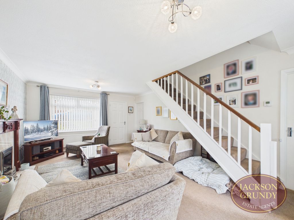 Property photo 3 of 15 Cottingham Drive