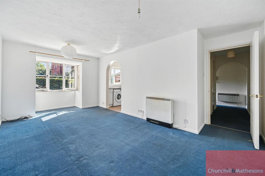 Property photo 2 of 7