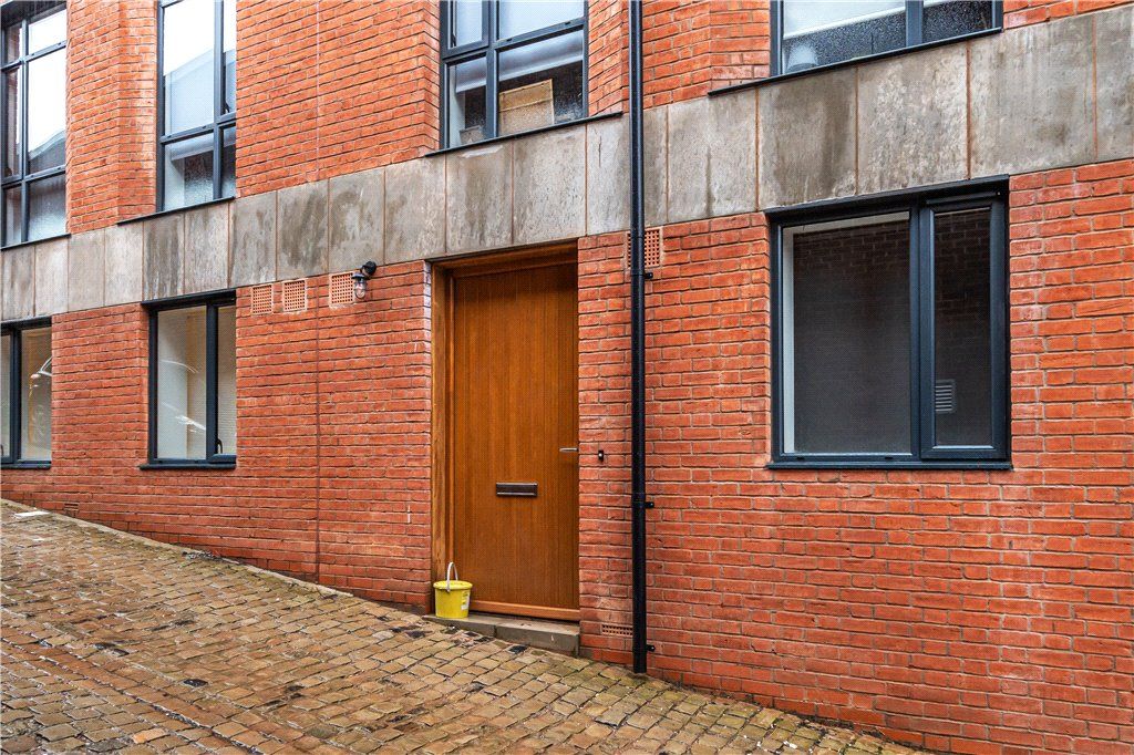 Property photo 1 of 10 Picture No. 02
