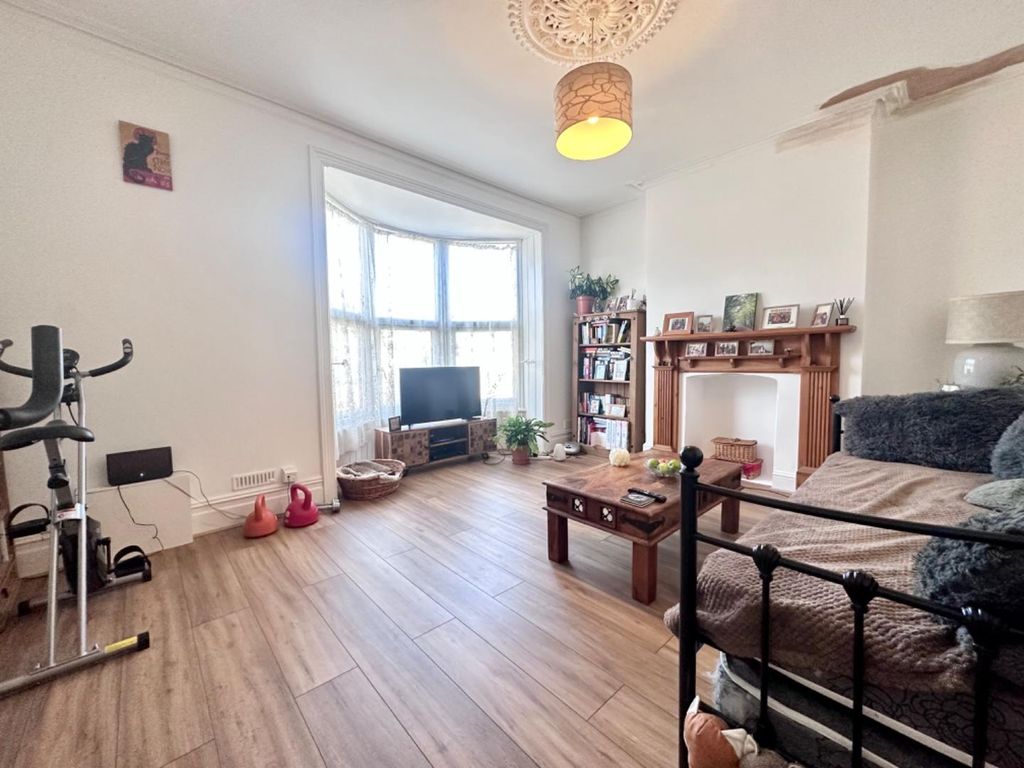 Property photo 2 of 13 Img_2746.Jpeg