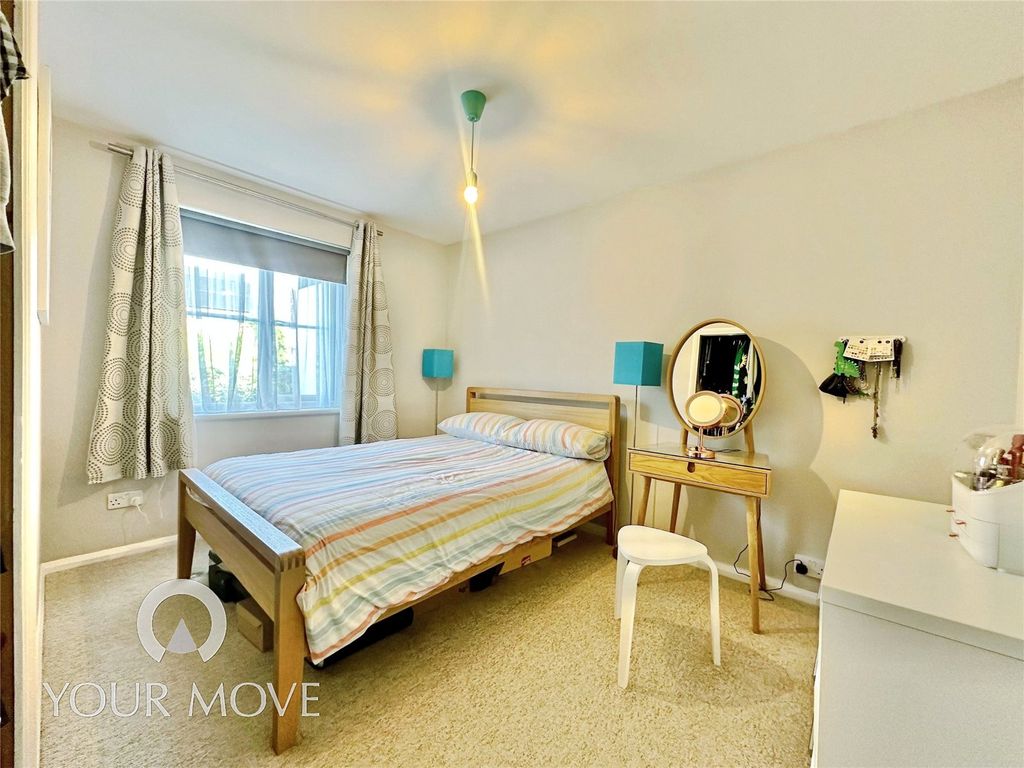 Property photo 3 of 9 #Yourmovedartford