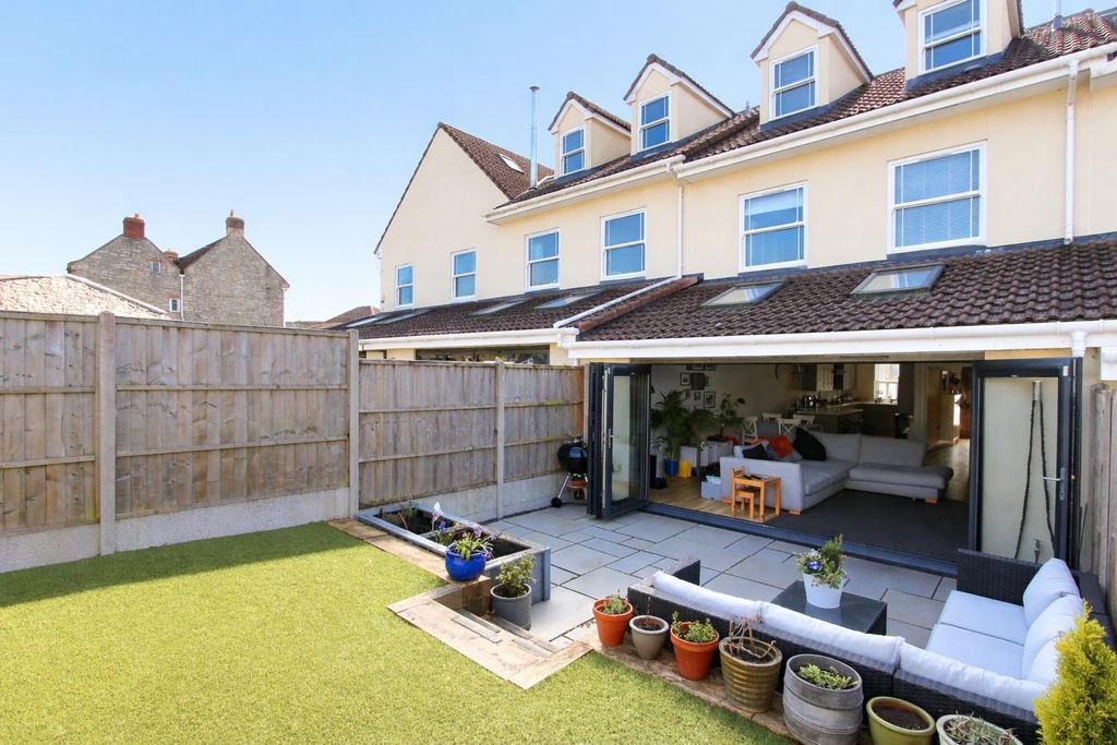 Property photo 1 of 17 31Baa319-35E6-4E43-Bfce-D3A6024D6Dd6.Png