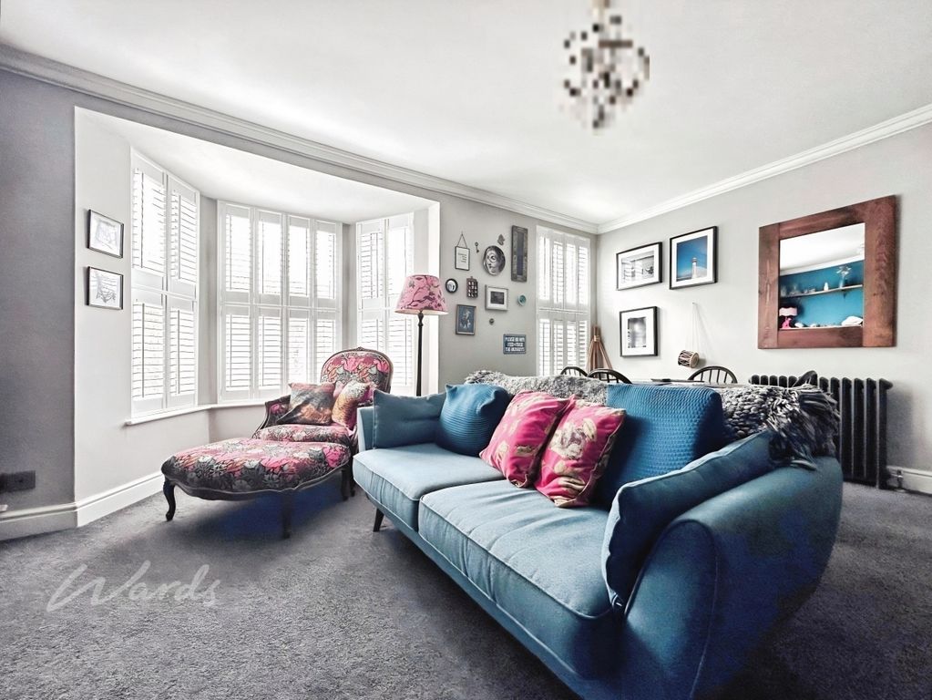 Property photo 1 of 8 Hereward Lounge Use