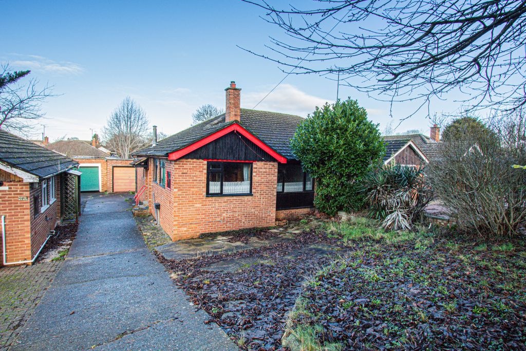 Property photo 1 of 10 Front