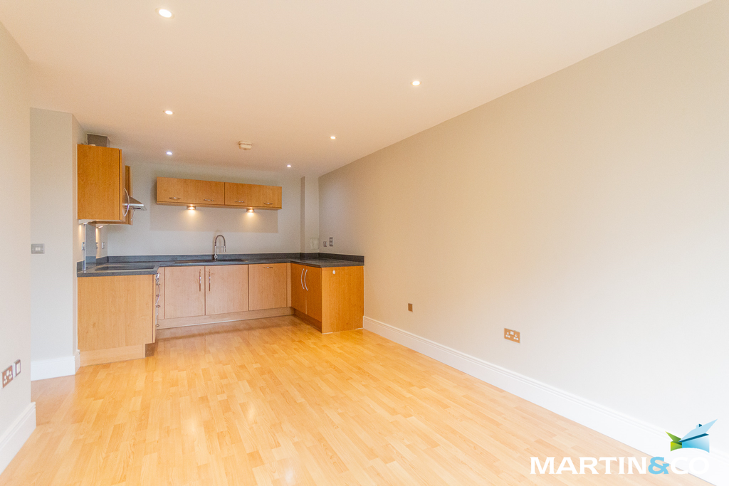 Property photo 3 of 8 Picture7