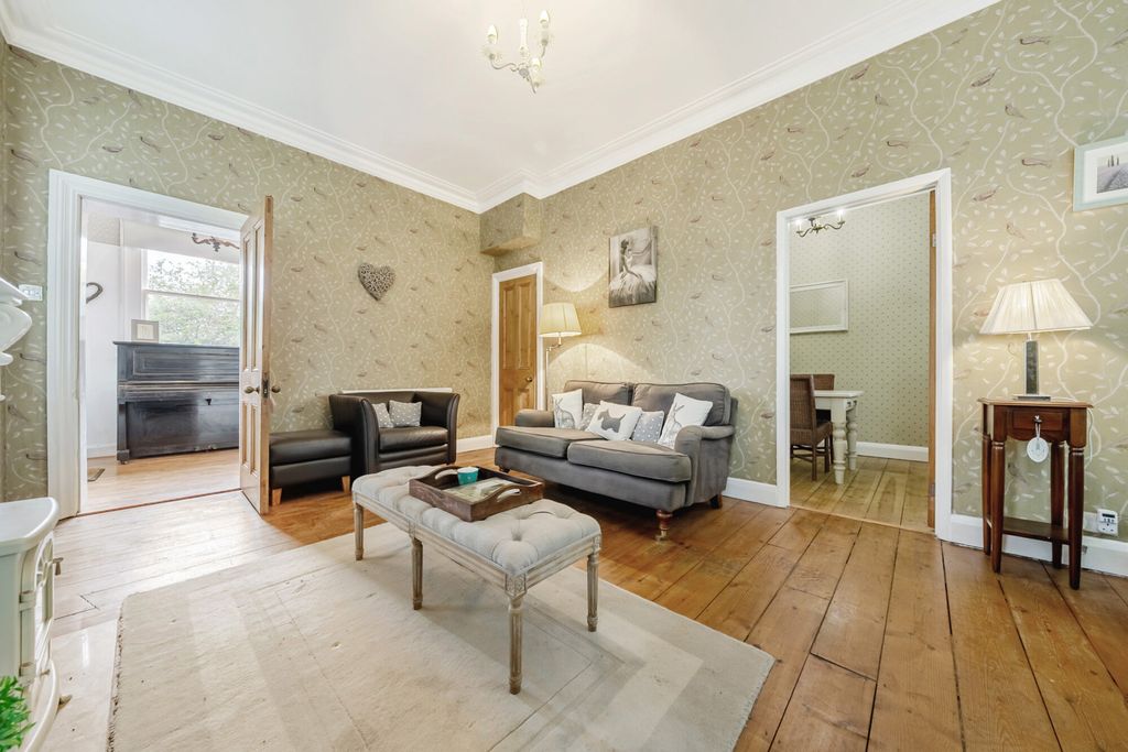 Property photo 2 of 33 Reception Room