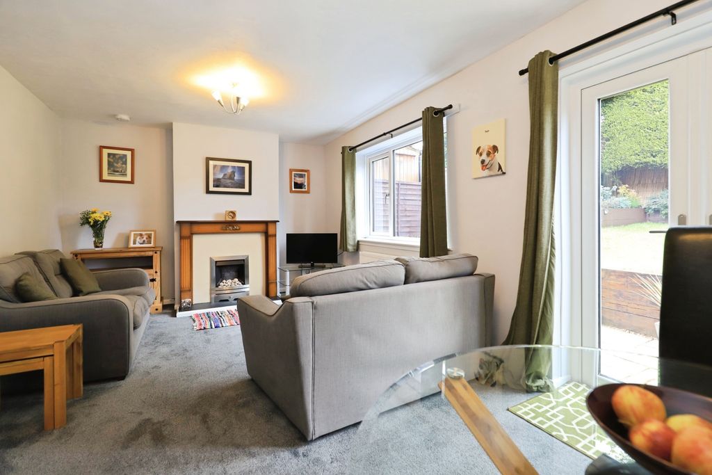 Property photo 2 of 14