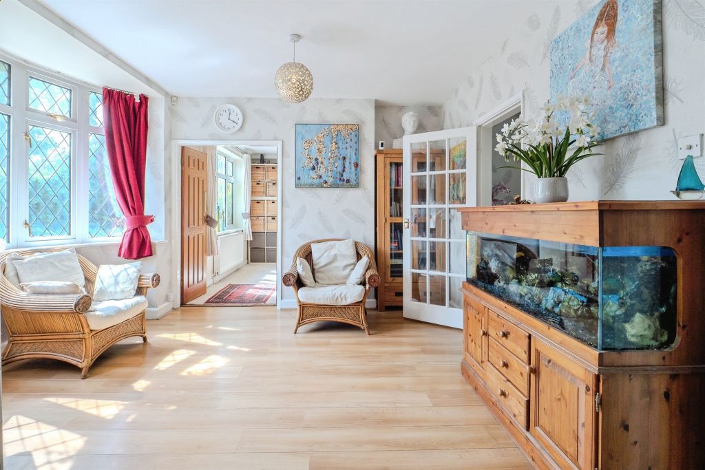 Property photo 3 of 20