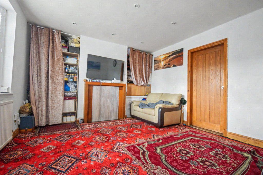Property photo 3 of 10 Picture No. 04