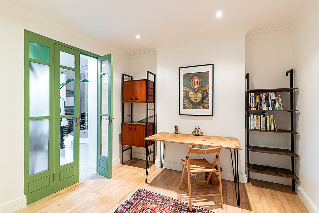 Property photo 3 of 26