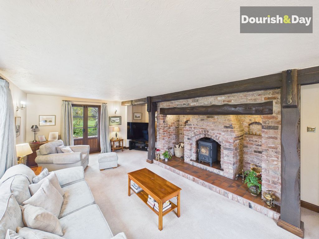 Property photo 3 of 53