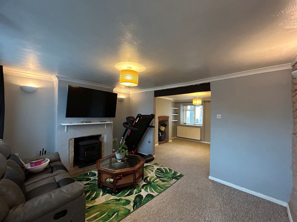 Property photo 2 of 10 Living Room