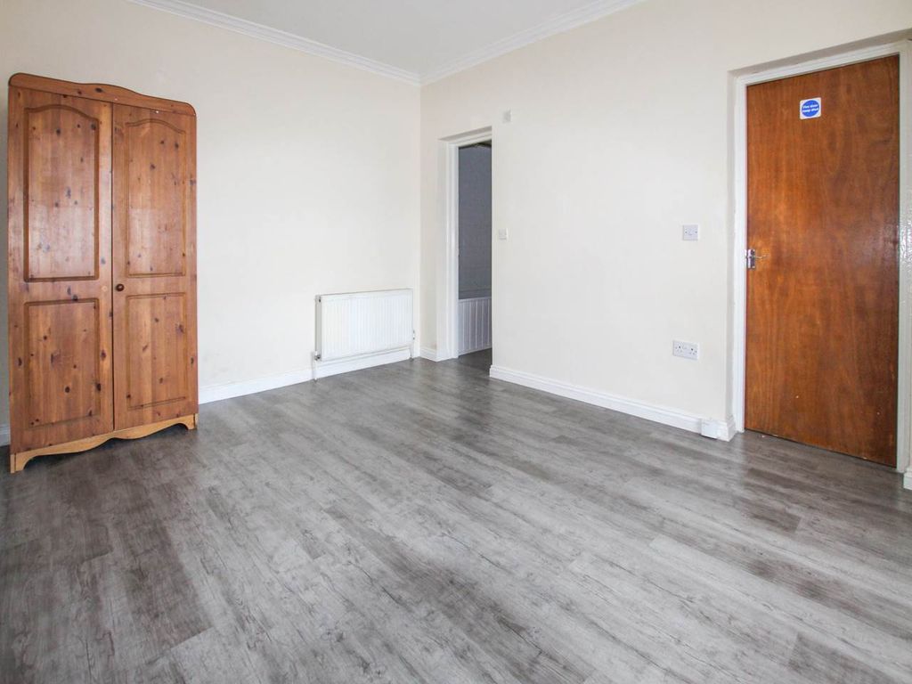 Property photo 3 of 9 Img_8917