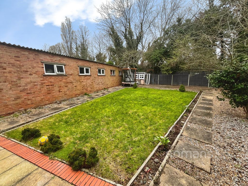 Property photo 1 of 11 Pbox-Img.Jpg