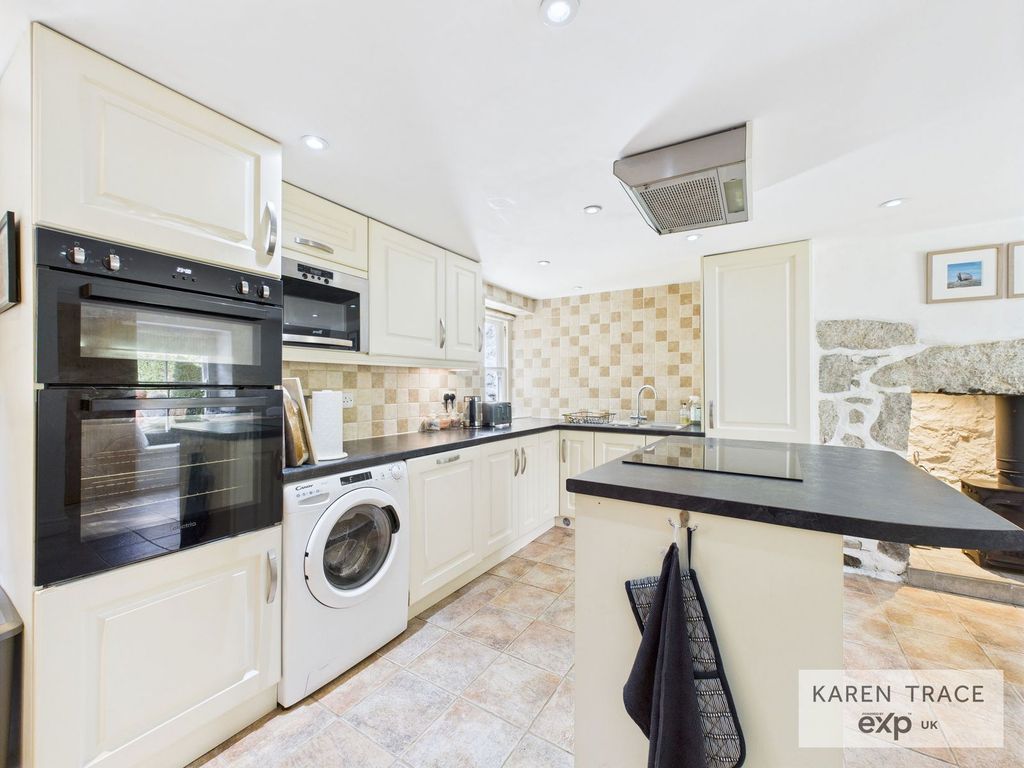 Property photo 3 of 31