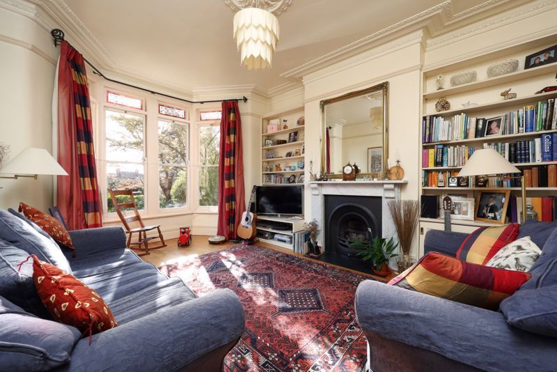 Property photo 2 of 17 Sitting Room