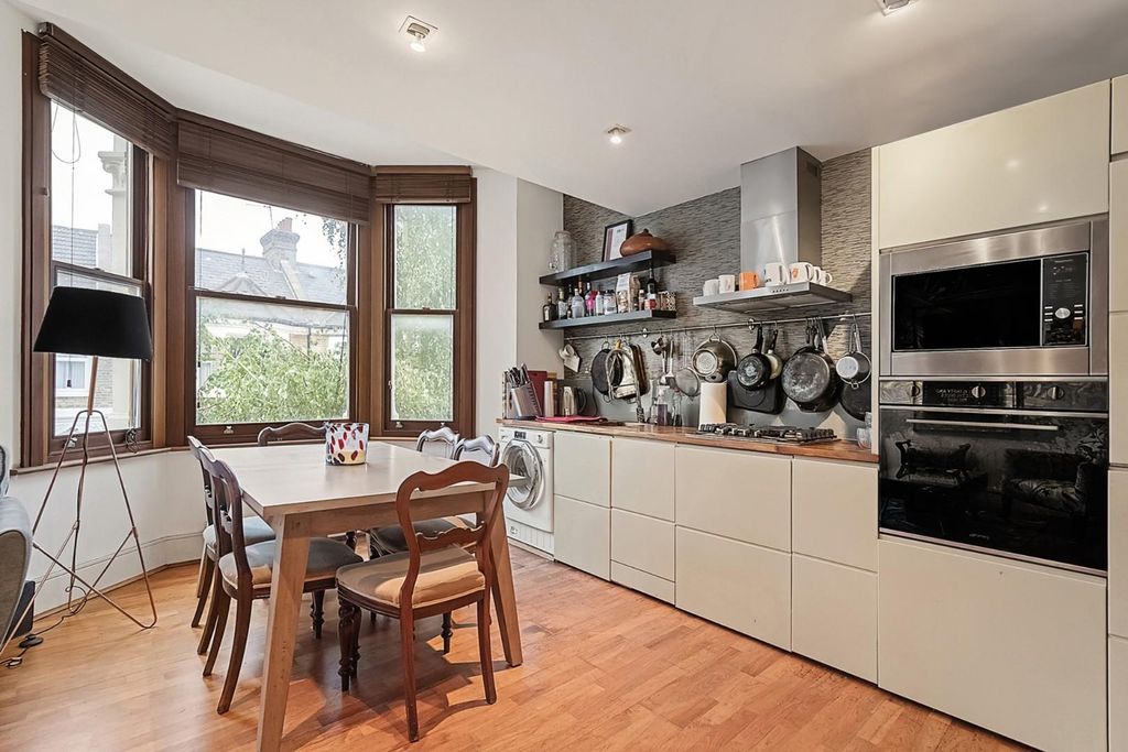 Property photo 2 of 9 75437A07-Fa3d-46E7-Ba7c-4A759465d900-2000.Jpg