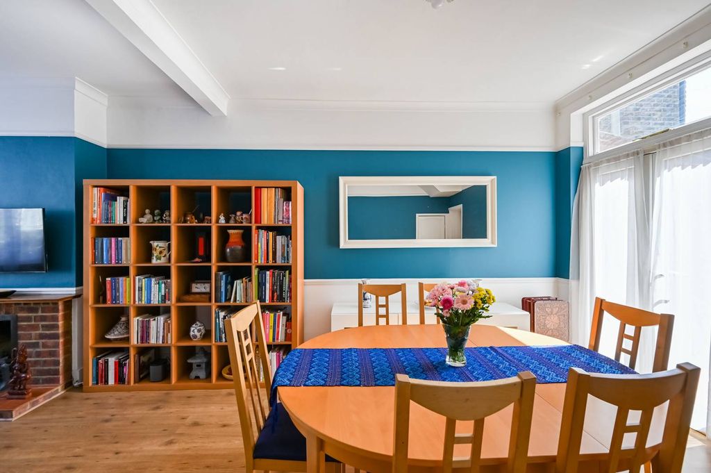 Property photo 1 of 31