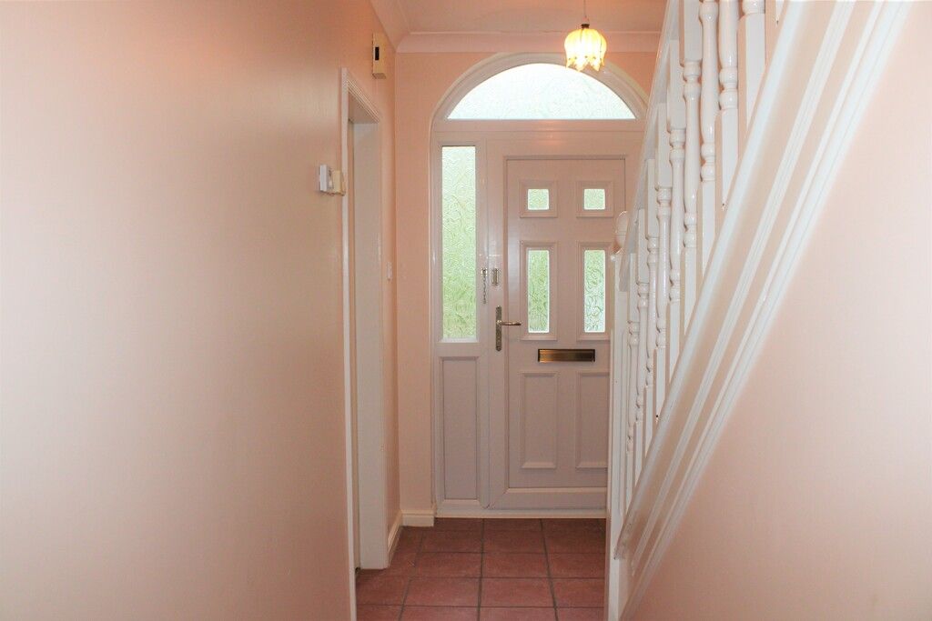 Property photo 2 of 27 Entrance Hallway