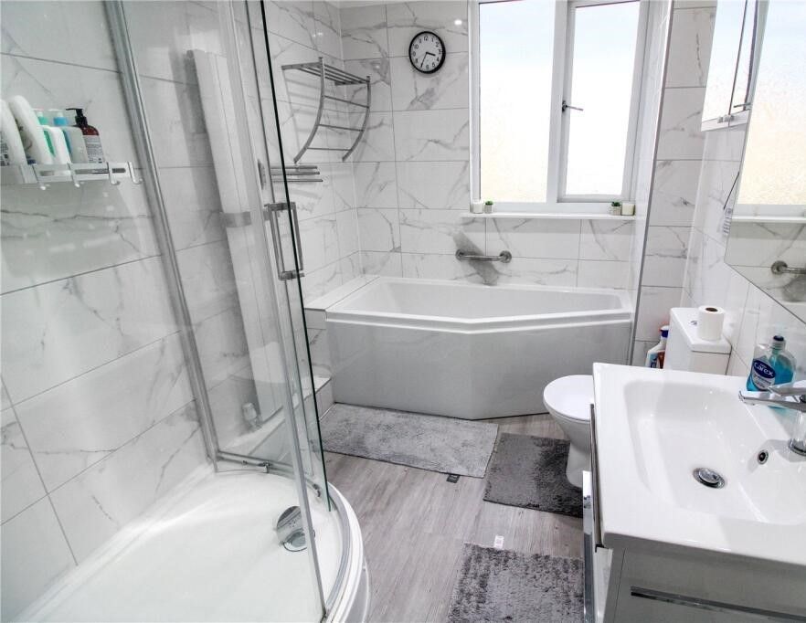 Property photo 2 of 10 Bath2