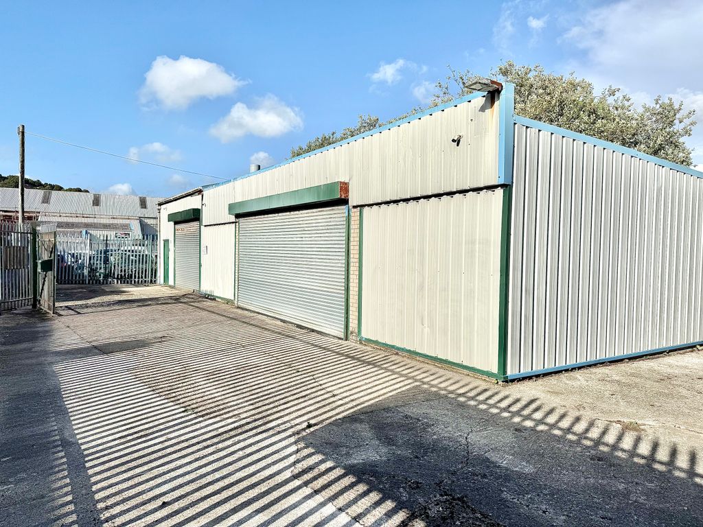 Property photo 1 of 9