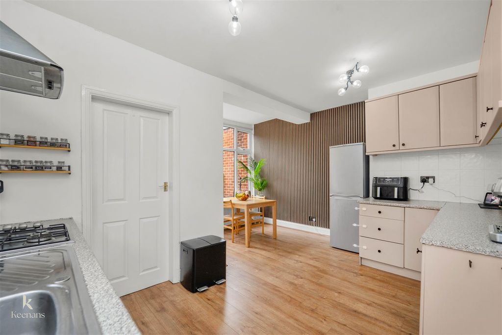 Property photo 2 of 26 Untitled-03944.Jpg