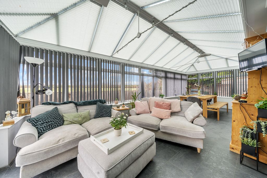 Property photo 3 of 21 1237872 (11).Jpg