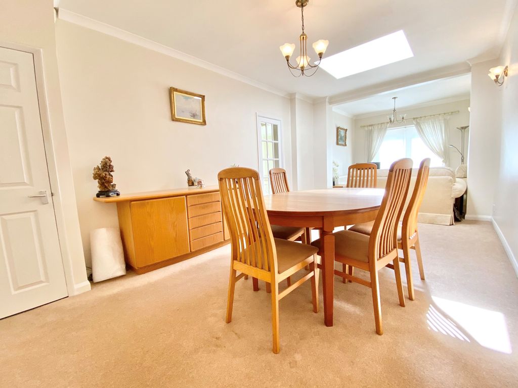 Property photo 2 of 22