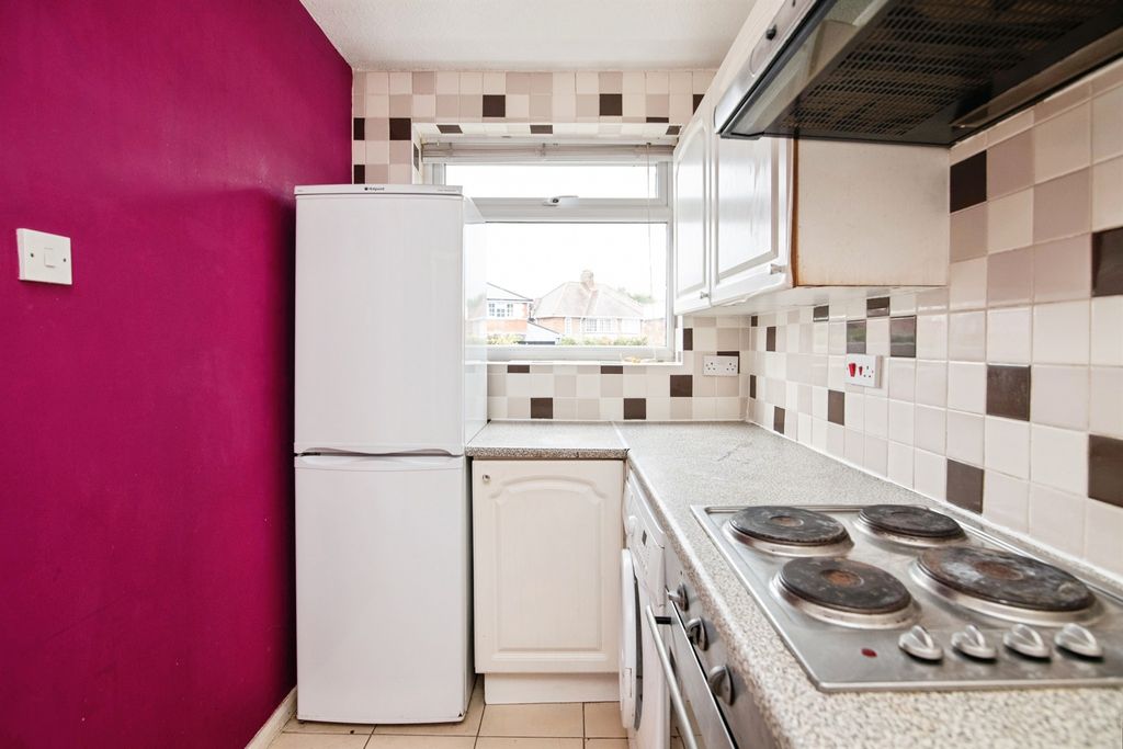 Property photo 2 of 14