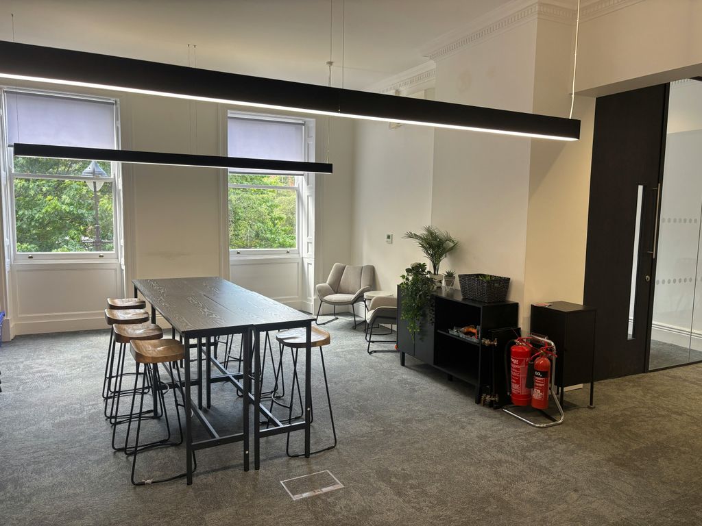 Property photo 3 of 10 Img_1023.Jpeg