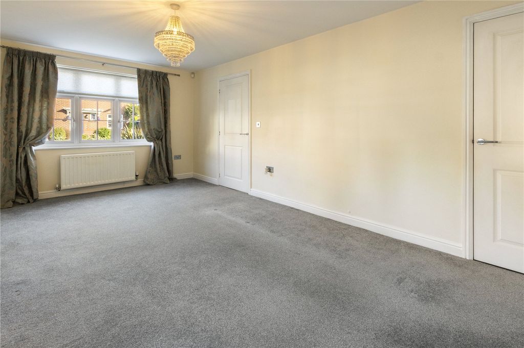 Property photo 3 of 27 Picture No. 07