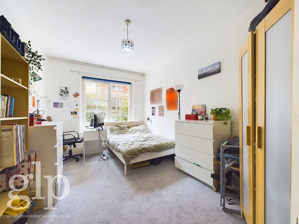 Property photo 1 of 22 4557070