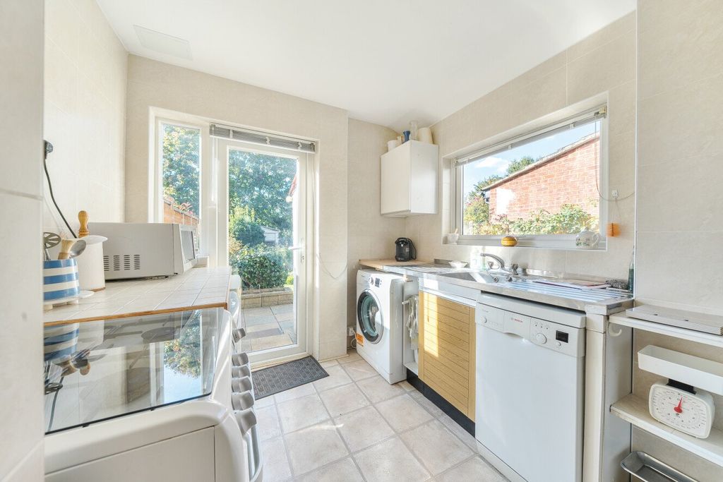 Property photo 3 of 20 Picture No. 21