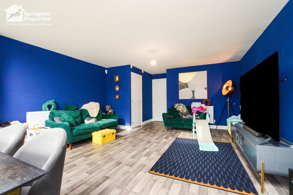 Property photo 2 of 16 Image 2