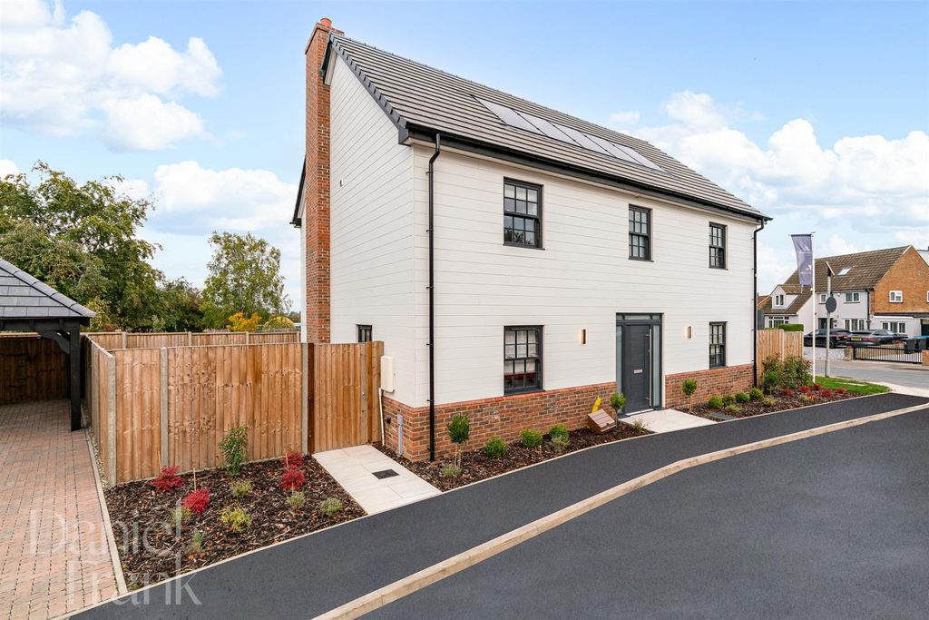 Property photo 1 of 45