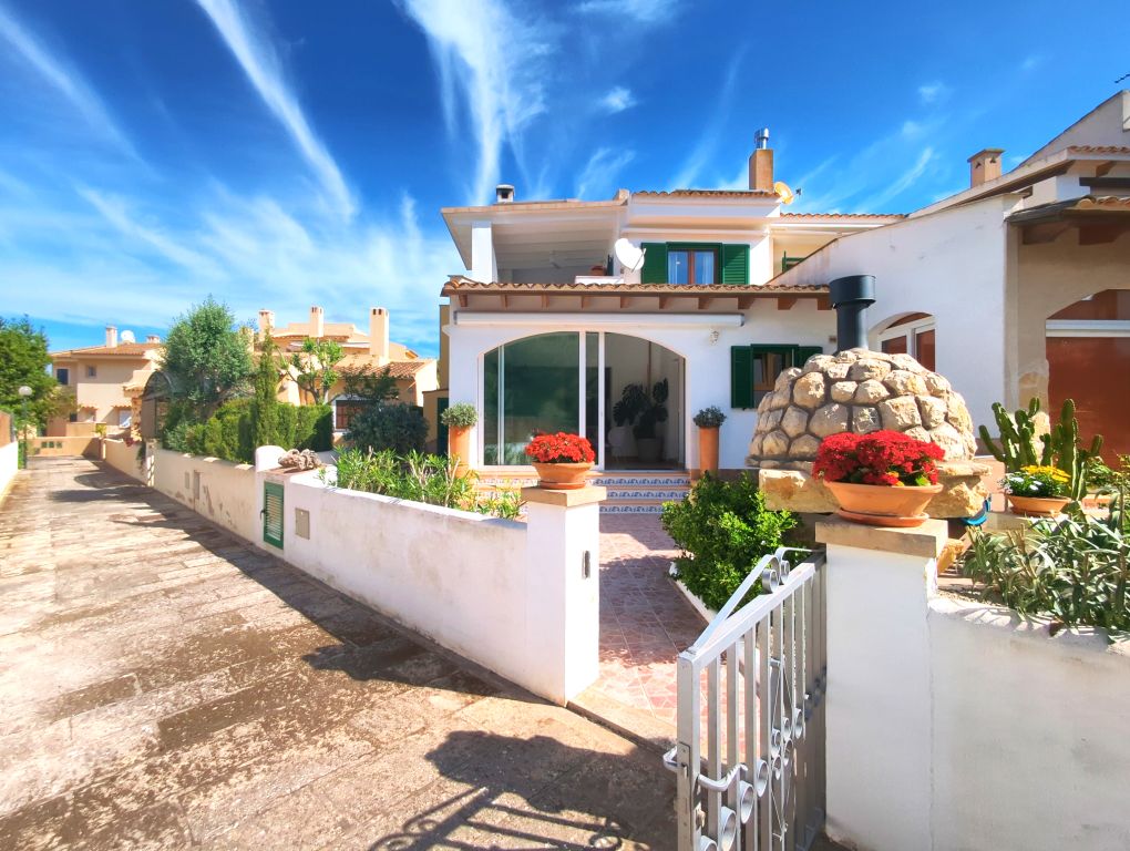 Property photo 1 of 19 01.Jpg