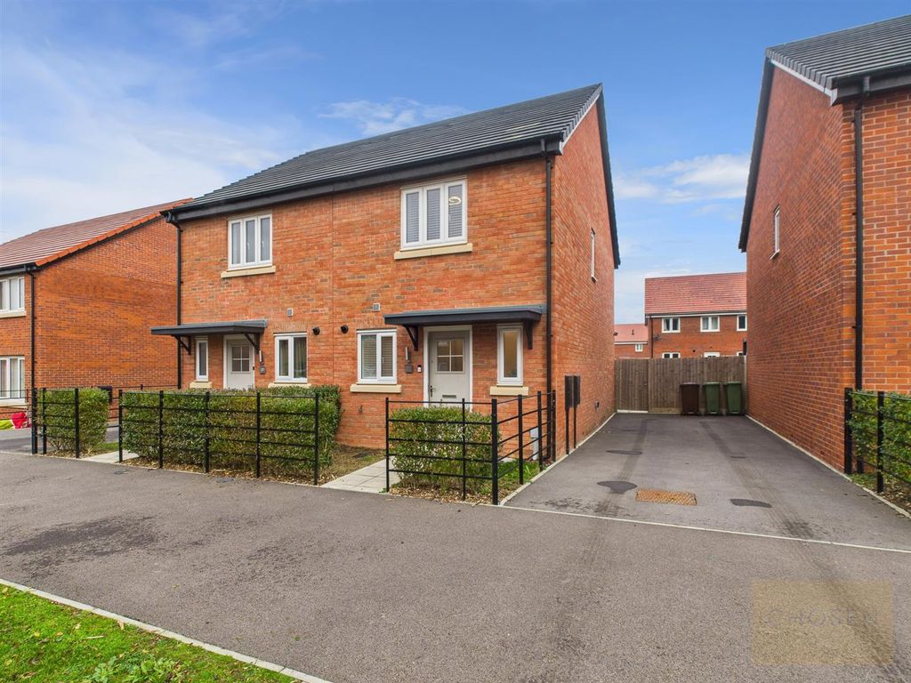 Property photo 1 of 19