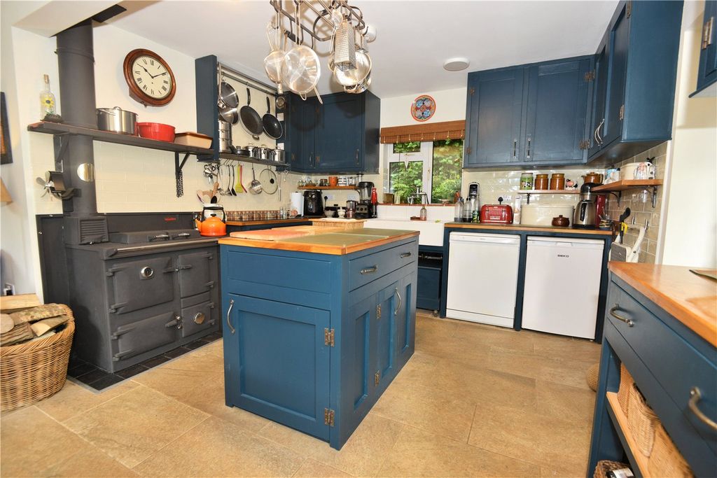 Property photo 3 of 20 Picture No. 22